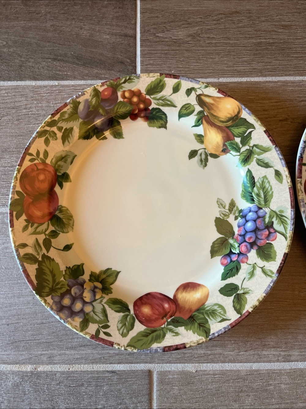 Sakura “Sonoma” Set of 2 Dinner Plates excell fruit pattern - Picture 2 of 5
